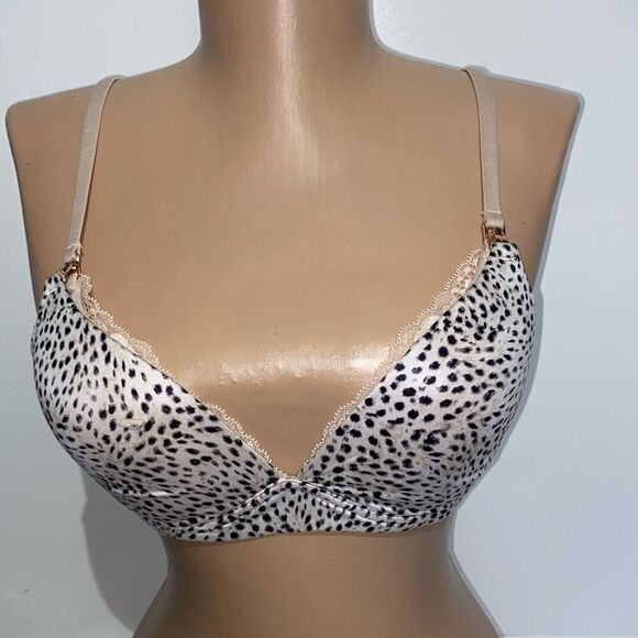 Victoria's Secret Women's Multicolor Animal Print Wireless Nursing Bra Size 34C - Picture 1 of 9